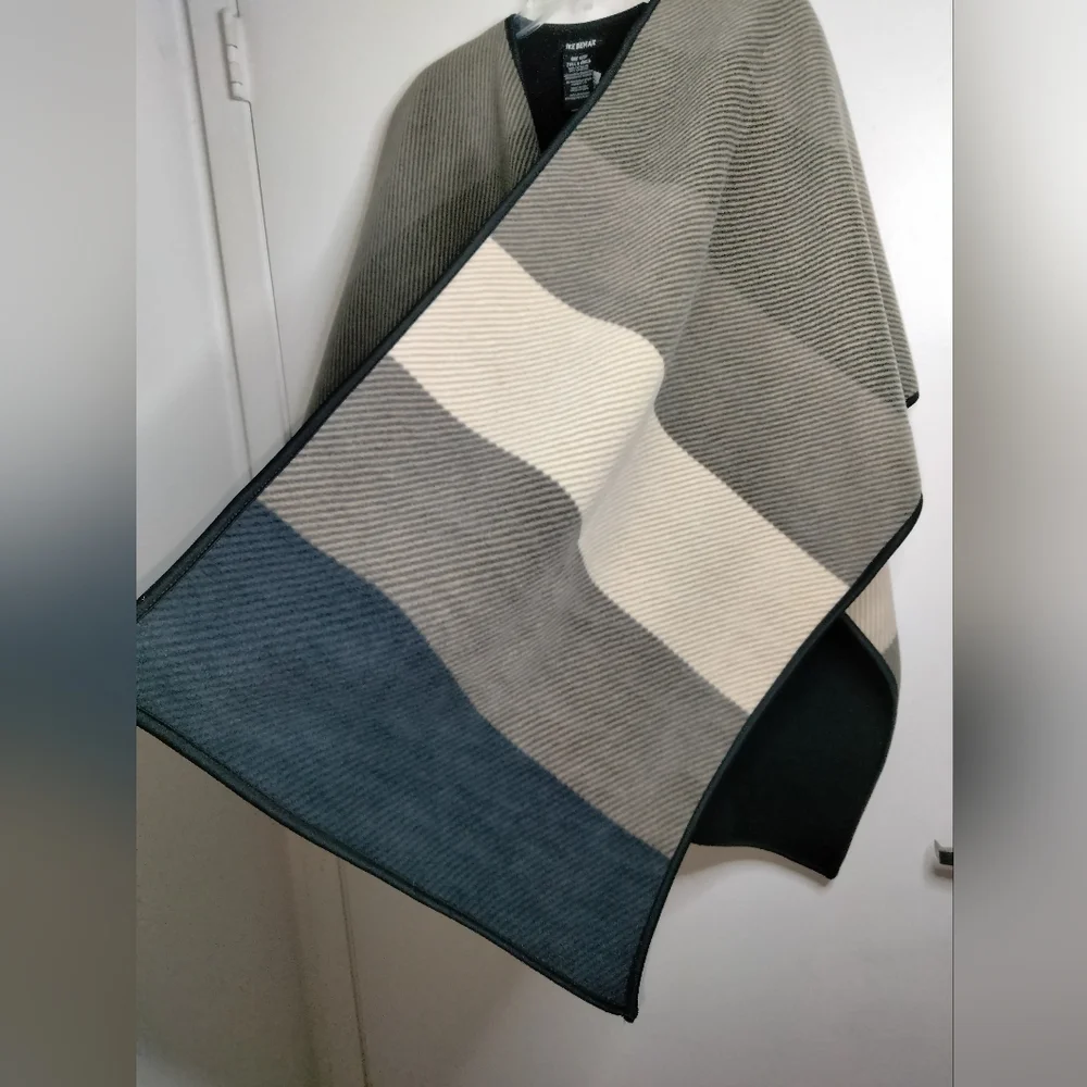 Ike Behar (One Size) Multicolor Striped Colorblock Reversible Cape Sweater Wrap